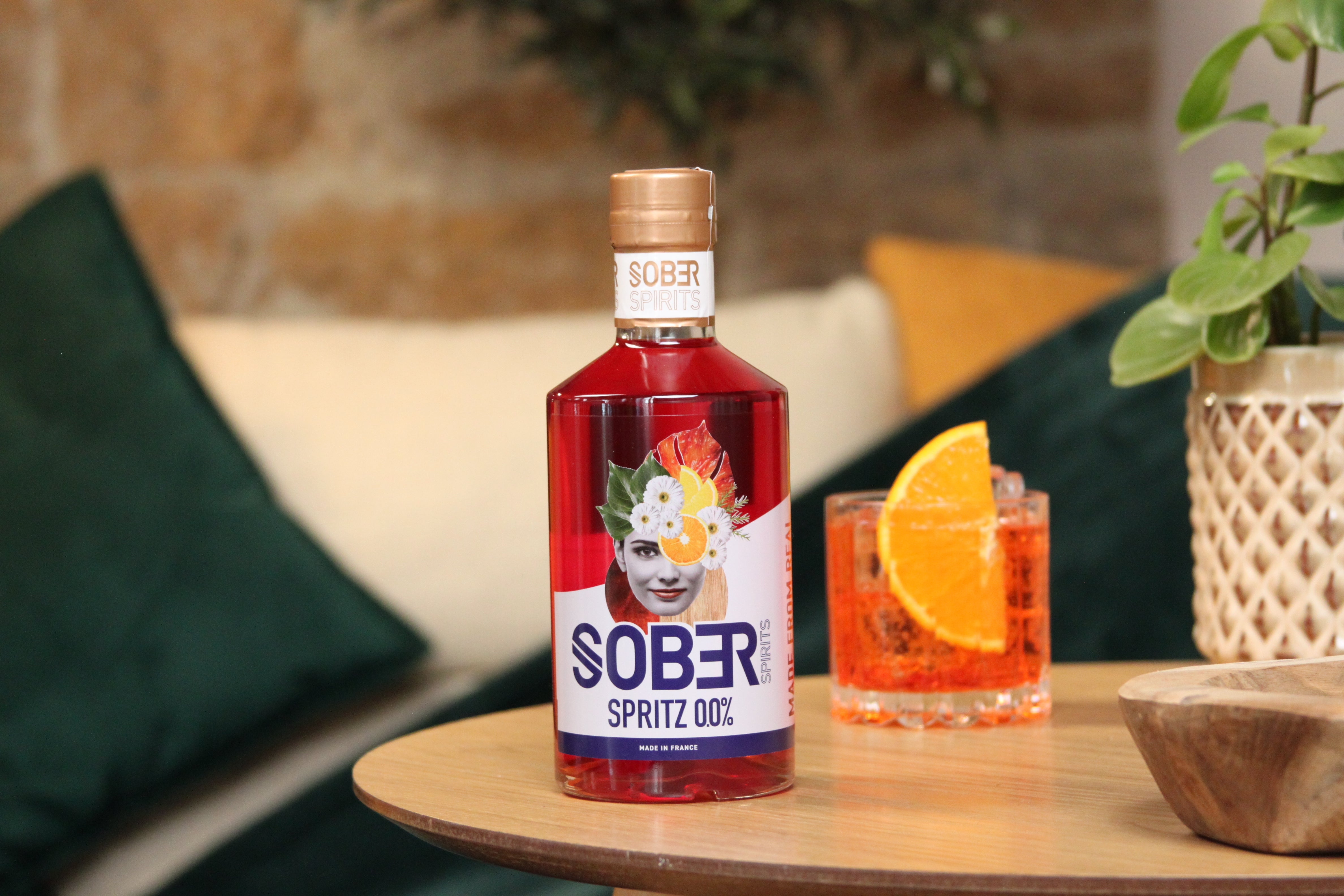 Non-alcoholic whisky